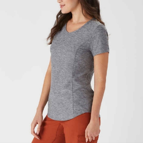 Duluth Trading Co Tops - DULUTH Armachillo Cooling Short Sleeve Athletic
Performance Top Women's Medium